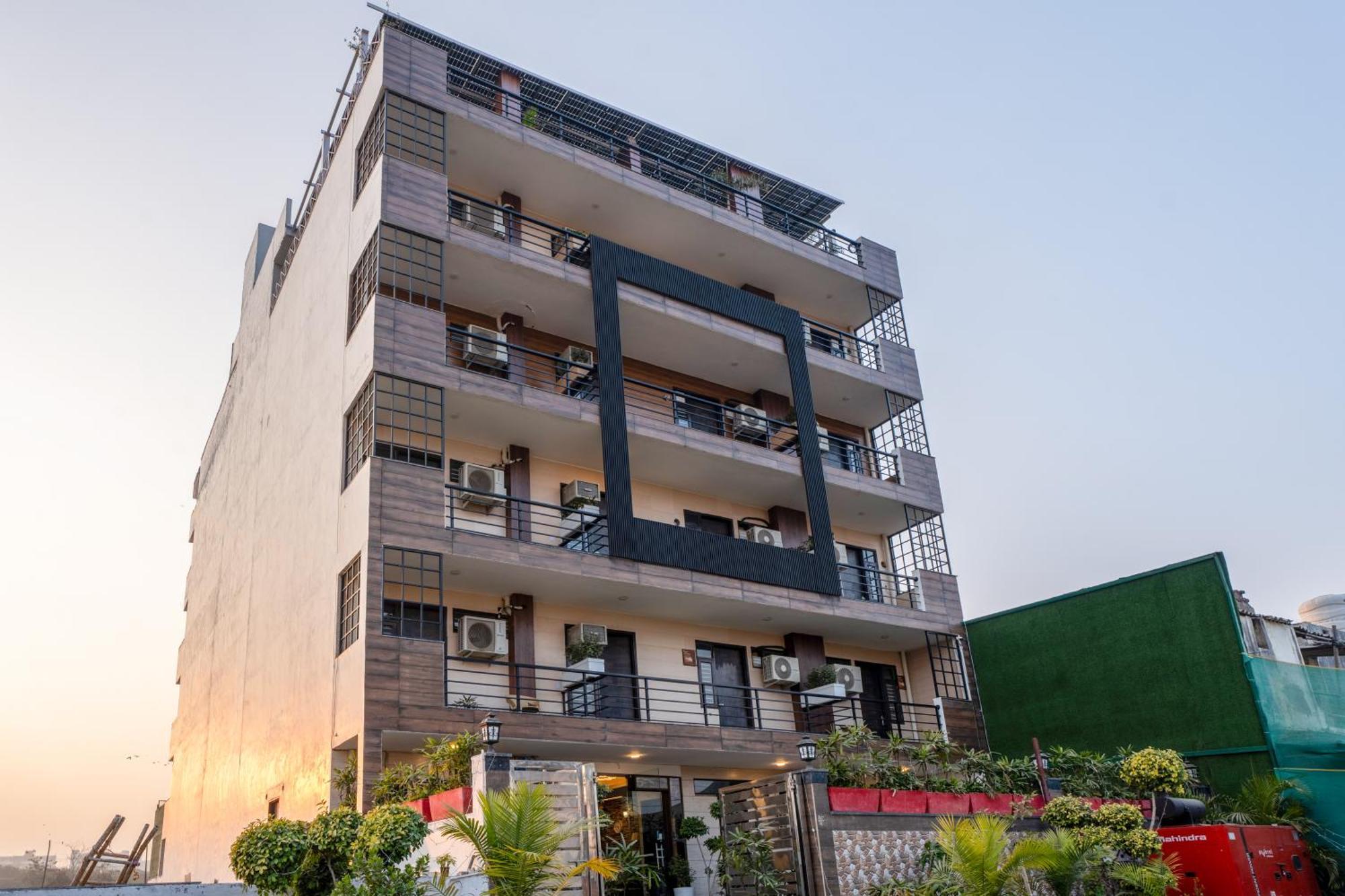 Plum Tree Hotels Gurgaon Exterior photo